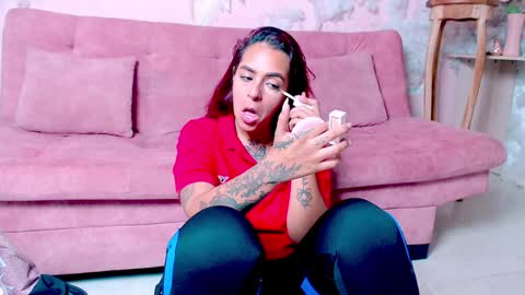 Snapshot of laisy_fox chatting on February 4, 2025, 2:10 pm Laisy fox online show from February 4, 2025, 2:10 pm