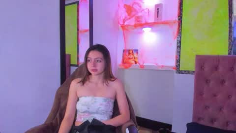 Snapshot of lala_clark chatting on November 3, 2025, 12:17 pm Lala clark online show from November 3, 2025, 12:17 pm