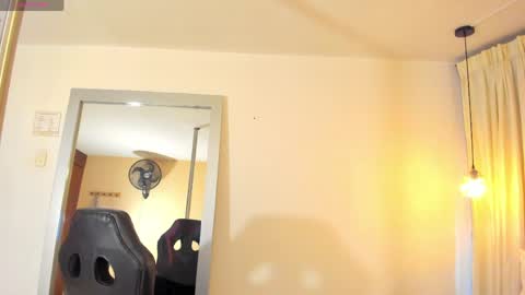 lala_demon online show from April 1, 2026, 12:28 pm