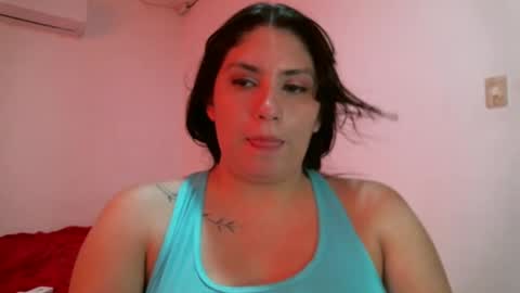 laura gomez online show from February 12, 2025, 9:43 pm