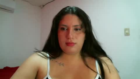 laura gomez online show from February 15, 2025, 4:23 pm