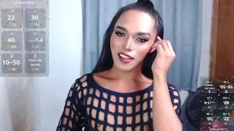 Snapshot of lala_moves chatting on May 10, 2026, 1:27 pm Joxie online show from May 10, 2026, 1:27 pm