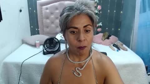 lalisha online show from February 12, 2025, 8:40 pm