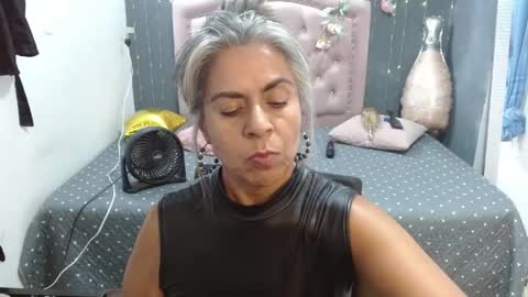 Snapshot of lalisha_96 chatting on April 18, 2026, 12:58 am lalisha online show from April 18, 2026, 12:58 am