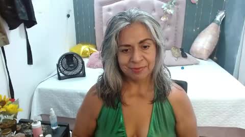 Snapshot of lalisha_96 chatting on May 2, 2026, 12:48 am lalisha online show from May 2, 2026, 12:48 am