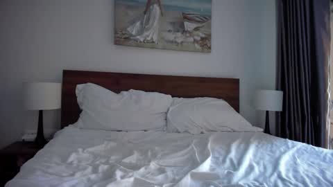 Lallie  online show from February 26, 2025, 3:21 am