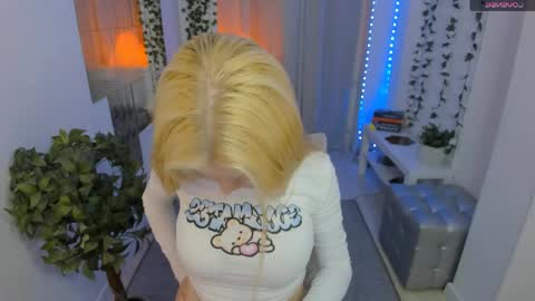 Laly online show from June 3, 2026, 2:33 pm
