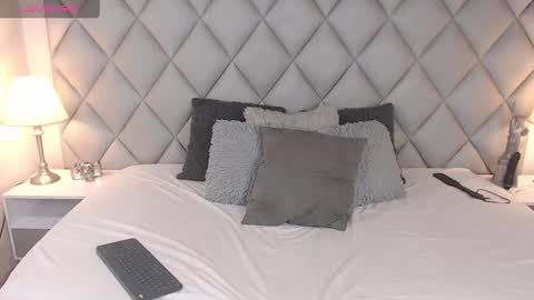 Snapshot of lalycastro chatting on February 28, 2025, 7:46 pm Laly Castro online show from February 28, 2025, 7:46 pm