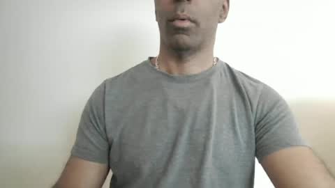 Snapshot of lamanta72hot chatting on June 17, 2026, 2:40 pm lamanta72hot online show from June 17, 2026, 2:40 pm