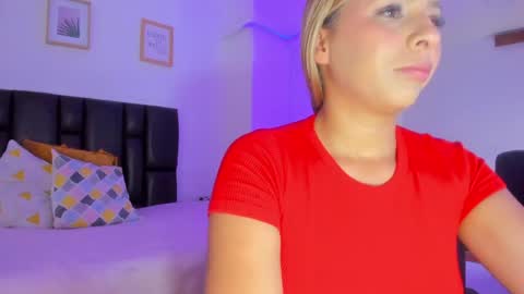 Snapshot of lana__rosse chatting on May 20, 2026, 5:30 pm Lana online show from May 20, 2026, 5:30 pm