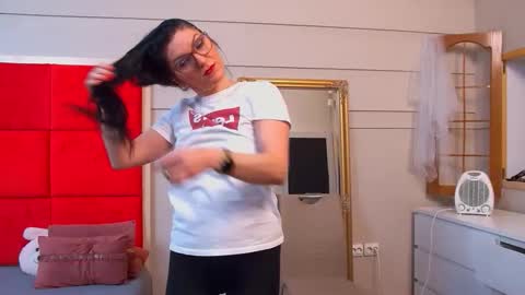 LanaBanner online show from February 8, 2026, 7:01 am