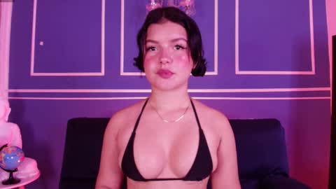  Lana  online show from December 3, 2025, 11:19 am