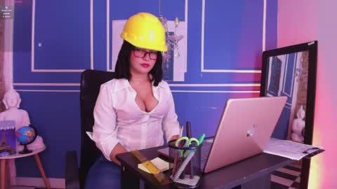  Lana  online show from April 1, 2026, 1:41 pm