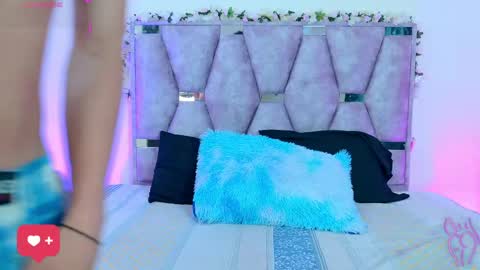 Lana online show from April 1, 2026, 10:38 am