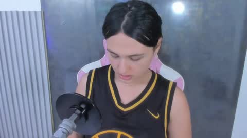 Lana online show from April 14, 2026, 8:26 pm