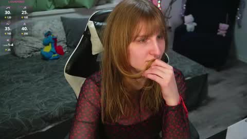 Snapshot of lana_del_kay chatting on February 14, 2025, 5:46 pm Kay online show from February 14, 2025, 5:46 pm