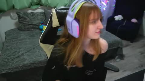 Snapshot of lana_del_kay chatting on February 28, 2025, 11:23 pm Kay online show from February 28, 2025, 11:23 pm