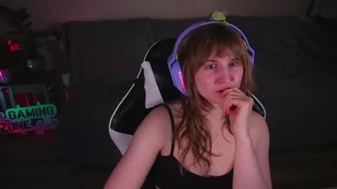 Kay online show from April 10, 2026, 8:02 pm