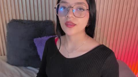 ... .          . ... online show from November 14, 2025, 2:05 pm