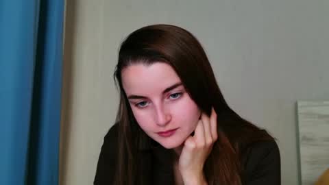 Snapshot of lana_gl chatting on May 28, 2026, 6:43 am lana_gl online show from May 28, 2026, 6:43 am