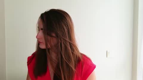 Snapshot of lana_gl chatting on June 19, 2026, 6:40 am lana_gl online show from June 19, 2026, 6:40 am