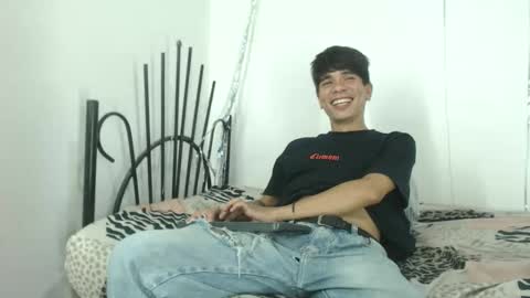 lana_robertt online show from April 6, 2026, 4:32 am