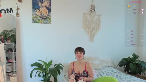 Snapshot of lana_sky chatting on November 14, 2025, 12:37 pm Lana online show from November 14, 2025, 12:37 pm