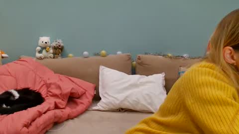 Lana online show from January 16, 2026, 4:27 am