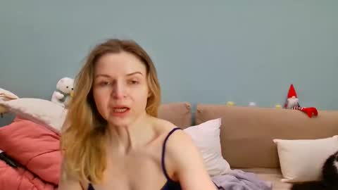 Lana online show from March 14, 2026, 11:59 am