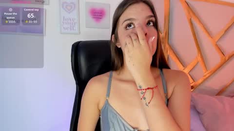 Snapshot of lanajones_ chatting on November 26, 2025, 12:39 pm LanaJones online show from November 26, 2025, 12:39 pm