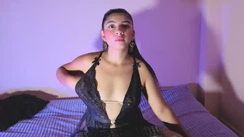 lanalux__ online show from October 15, 2025, 4:34 am