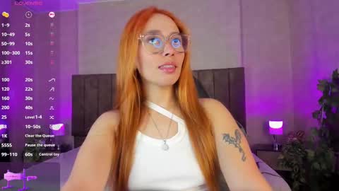 Snapshot of lanamills_ chatting on September 16, 2025, 3:51 am Lana online show from September 16, 2025, 3:51 am