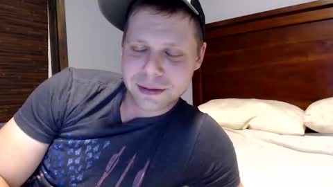 Lance online show from December 15, 2025, 1:10 am