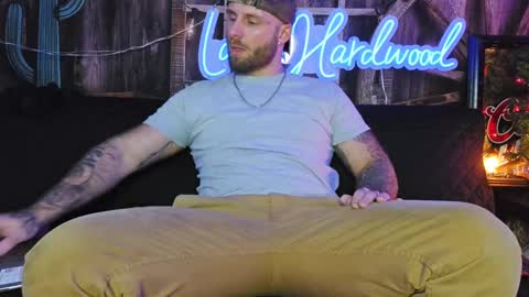 Snapshot of lancehardwood222 chatting on December 2, 2024, 1:25 am LANCE online show from December 2, 2024, 1:25 am