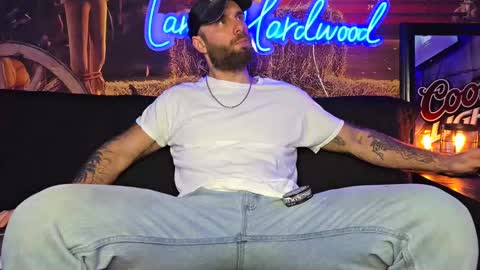 Snapshot of lancehardwood222 chatting on October 4, 2025, 12:19 am LANCE online show from October 4, 2025, 12:19 am