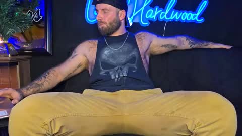 LANCE online show from December 22, 2025, 1:24 am