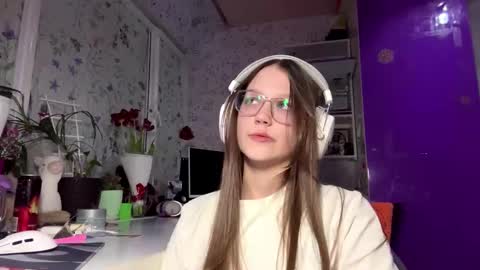 Eva online show from March 12, 2026, 6:14 pm