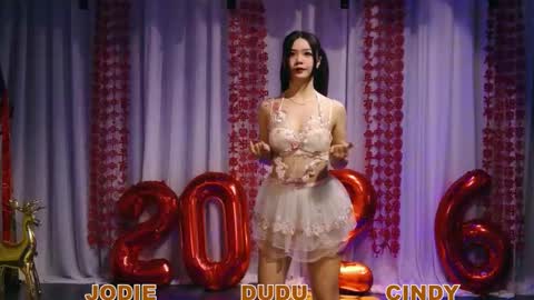 lankwaifong_cindy online show from March 3, 2026, 2:07 am