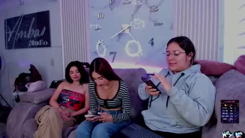 lanna_as online show from January 8, 2026, 9:39 pm