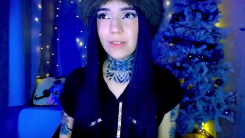 LANNIE   online show from December 20, 2025, 10:50 pm