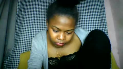 Snapshot of lara_belle chatting on July 20, 2026, 10:56 pm lara_belle online show from July 20, 2026, 10:56 pm