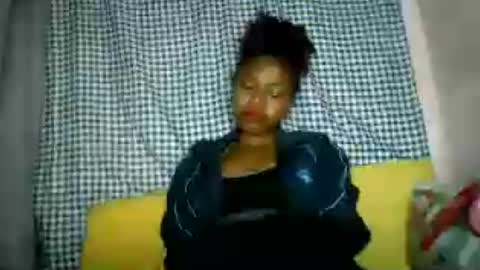 Snapshot of lara_belle chatting on July 28, 2026, 11:17 am lara_belle online show from July 28, 2026, 11:17 am