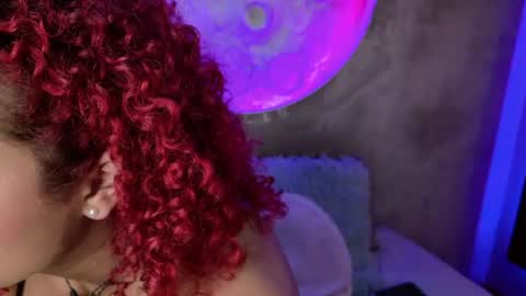 Snapshot of lara_curly chatting on July 3, 2026, 7:59 am lara_curly online show from July 3, 2026, 7:59 am