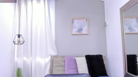 Snapshot of lara_martin chatting on April 19, 2026, 12:04 pm 700 200 online show from April 19, 2026, 12:04 pm