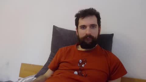 laraaan online show from February 21, 2026, 3:57 pm