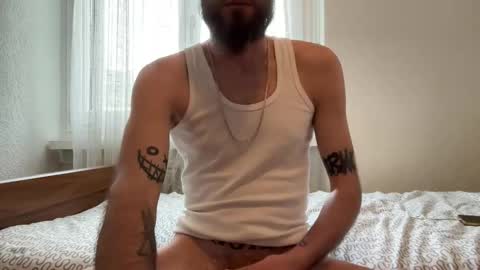 Snapshot of larablaze chatting on April 27, 2026, 4:16 pm Lara Blaze online show from April 27, 2026, 4:16 pm