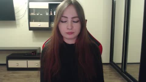 Laralianna online show from February 20, 2025, 5:29 pm