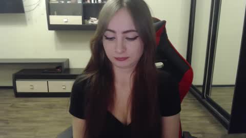 Laralianna online show from February 26, 2025, 5:28 pm