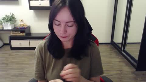 Laralianna online show from October 9, 2025, 10:02 am