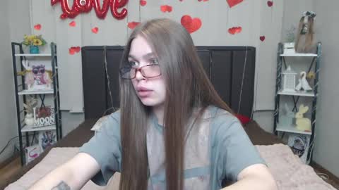 Snapshot of larapika chatting on May 7, 2026, 5:35 am LaraPika online show from May 7, 2026, 5:35 am